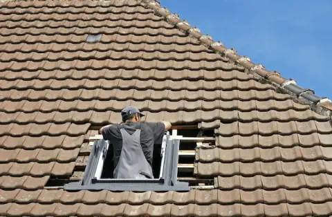 Pose de velux - Saint-Genis de Saintonge